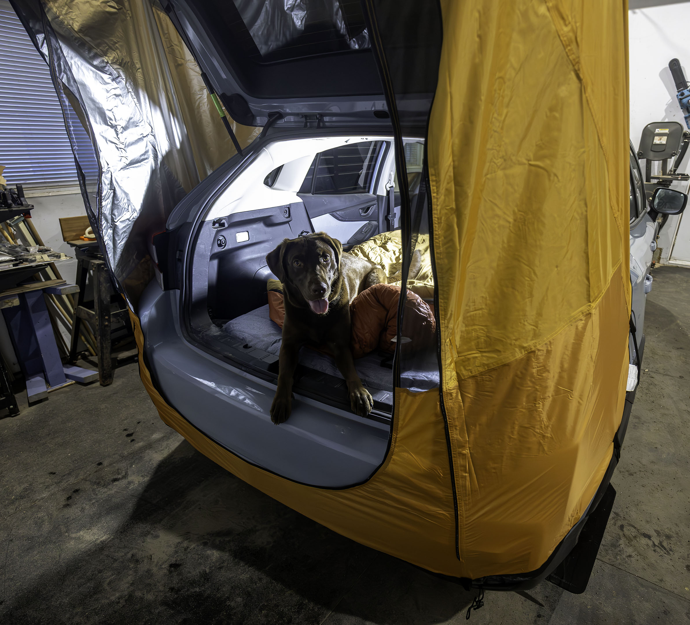 car_tent_rear