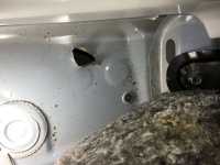 car_hole_inside